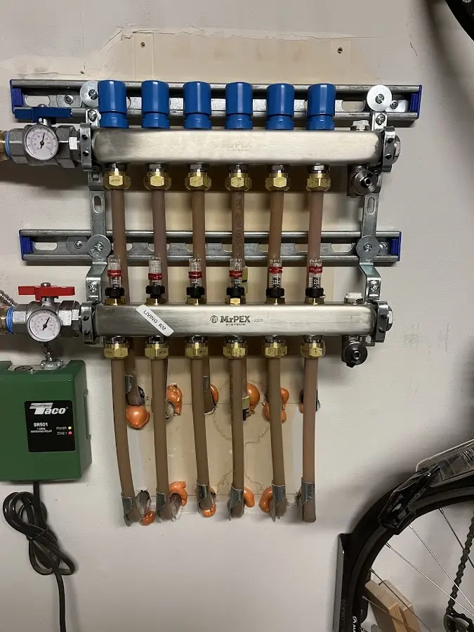 Plumber performing Gas Leak Detection at a residential property in Harrodsburg